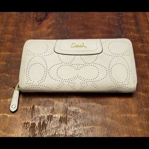 Coach Ashley Perforated Leather Wallet- RARE